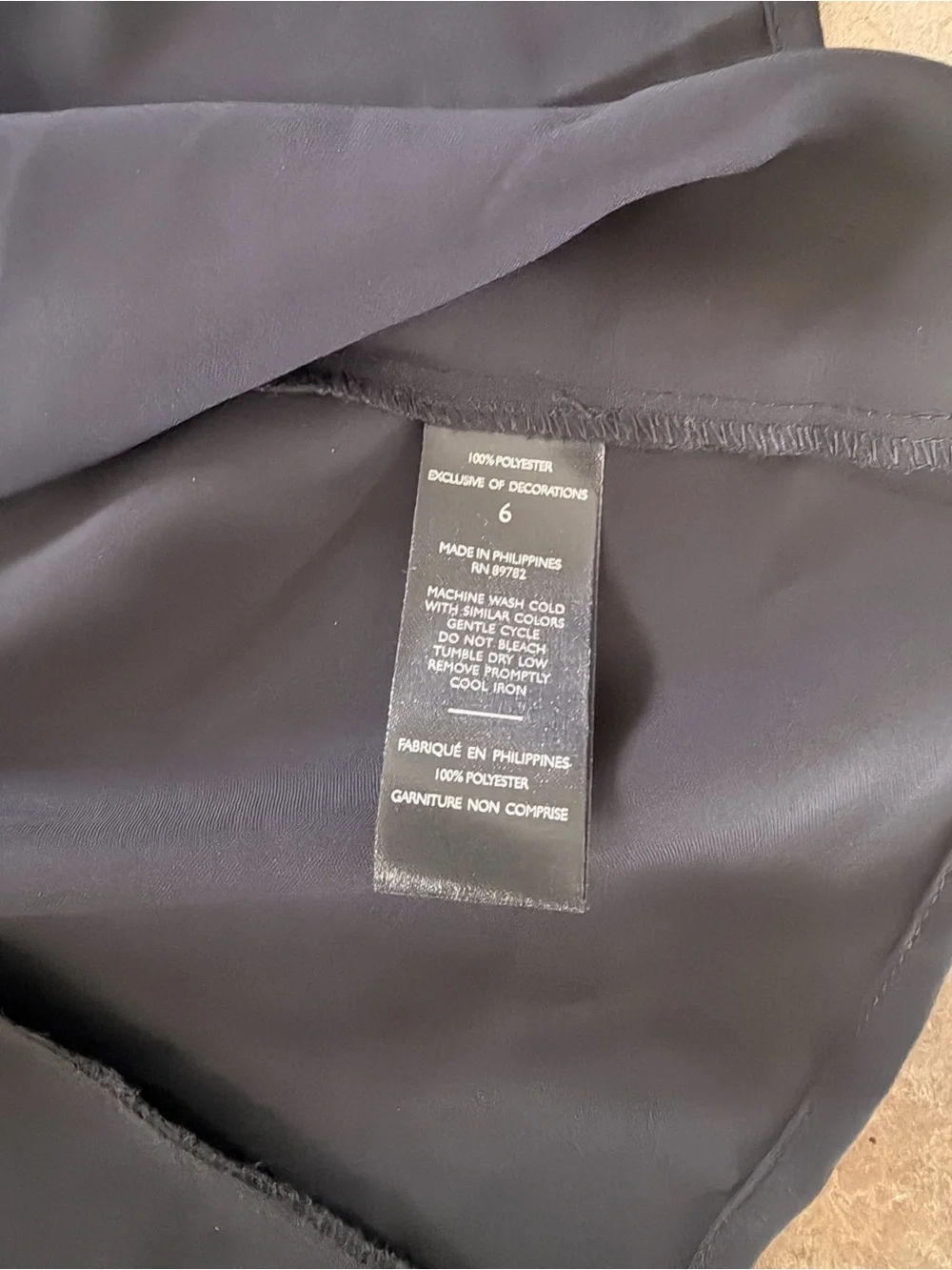 Natori NWT Black Embroidered Leaf Collar & Cuff Blouse Size 6 - Picture 7 of 7